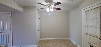 225 Nottoway Dr in Stephens City, VA - Building Photo - Building Photo