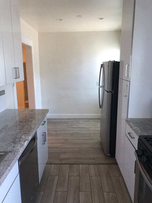 316 N Spaulding Ave Apartments in Los Angeles, CA - Foto de edificio - Building Photo