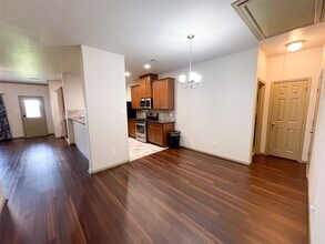 3419 Hollow Mist Dr in Texas City, TX - Building Photo - Building Photo