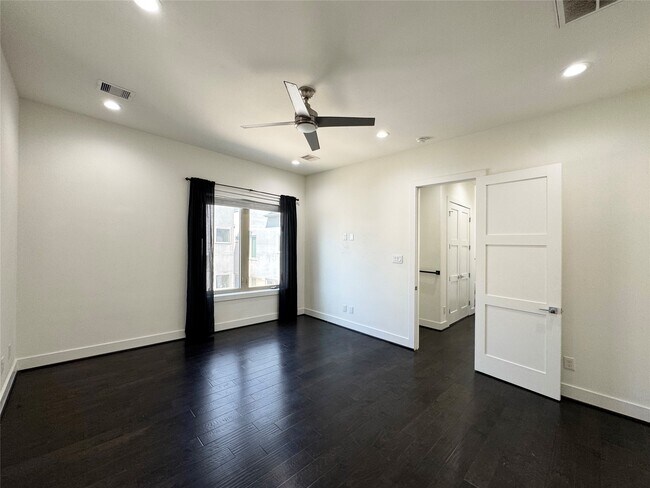 property at 2905 Gillespie St