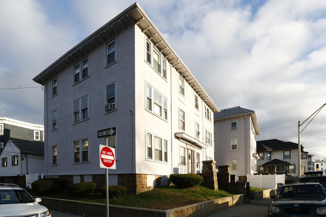 Morton Apartments in Mattapan, MA - Building Photo - Building Photo