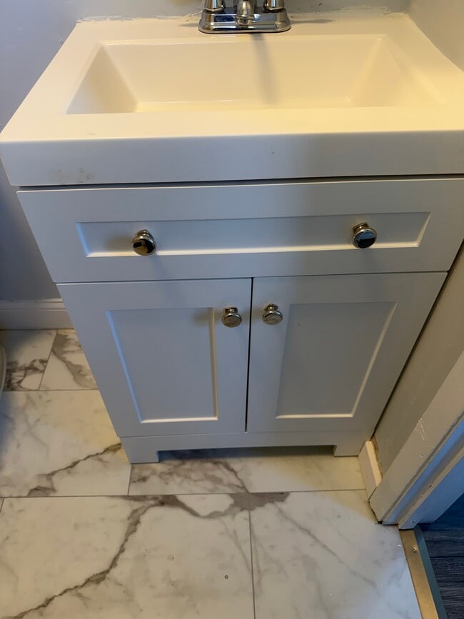 3426 Woodburn Ave in Cincinnati, OH - Building Photo - Building Photo