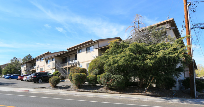 1199 Brinkby Ave in Reno, NV - Building Photo - Building Photo