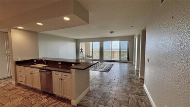 261 Minorca Beach Way, Unit 702 in New Smyrna Beach, FL - Building Photo - Building Photo
