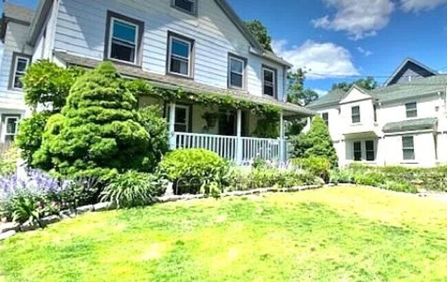 7 Griggs Pl, Unit 1 in Boston, MA - Building Photo - Building Photo