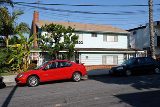 Edgewood Apartments in Inglewood, CA - Building Photo - Building Photo