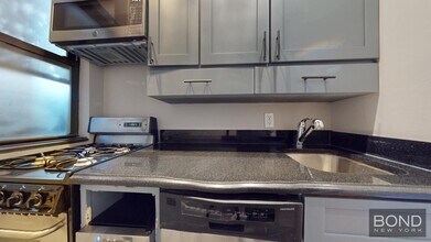 179 Essex St in New York, NY - Building Photo - Building Photo