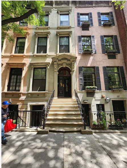 115 E 62nd St