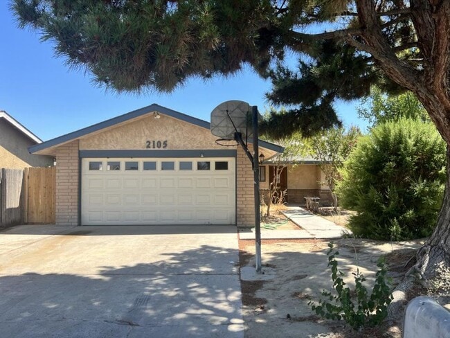 property at 2105 Vincent Ave