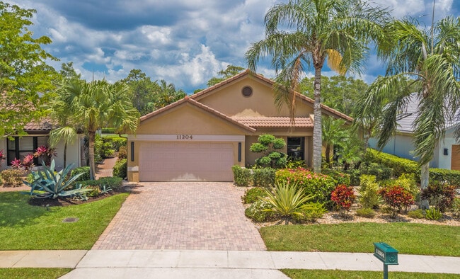 property at 11204 Cloverleaf Cir