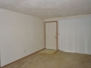 1935 Ramada Blvd in Collinsville, IL - Building Photo - Building Photo