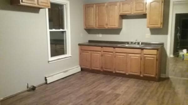 9 Mechanic St in Griswold, CT - Building Photo - Building Photo