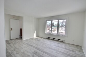 50 LeslieUnit 4 in Moncton, NB - Building Photo - Building Photo