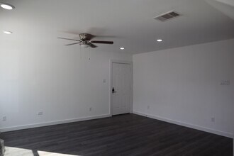 8217 Bigwood St in Houston, TX - Building Photo - Building Photo