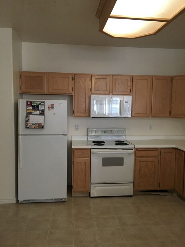 331 Belmont Pl in Provo, UT - Building Photo - Building Photo