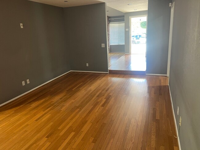 7621 Sale Ave in West Hills, CA - Building Photo - Building Photo