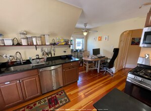 21 Chandler St in Somerville, MA - Foto de edificio - Building Photo