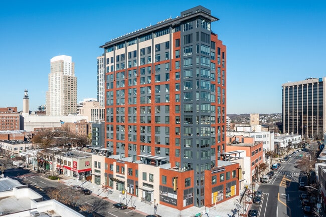 The Mitchell in White Plains, NY - Building Photo - Building Photo
