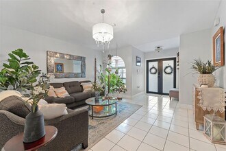 5316 SW 142nd Pl in Miami, FL - Building Photo - Building Photo