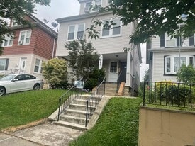 945 Monroe Ave in Elizabeth, NJ - Building Photo