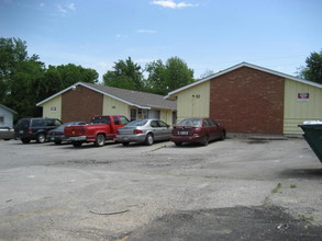 Bellaire Apartments in Tulsa, OK - Building Photo - Building Photo