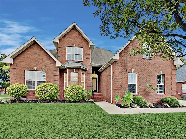 447 Titans Cir in Murfreesboro, TN - Foto de edificio