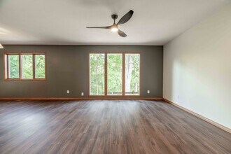 34 Luncarty Ln in Bella Vista, AR - Building Photo - Building Photo