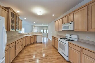 4N382 Mark Twain St in St. Charles, IL - Building Photo - Building Photo