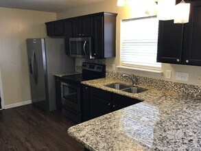 527 Tansy Dr in Charlotte, NC - Building Photo - Building Photo