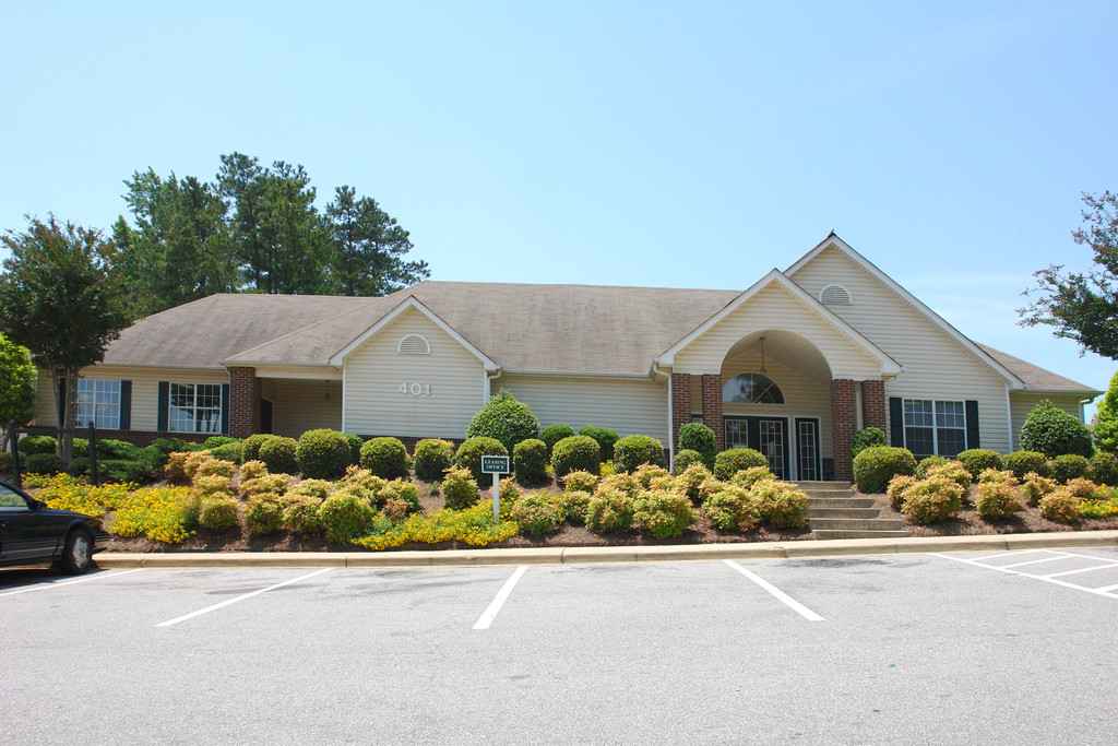 Harbison Gardens Apartments 