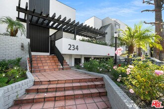 234 S Tower Dr in Beverly Hills, CA - Building Photo - Building Photo