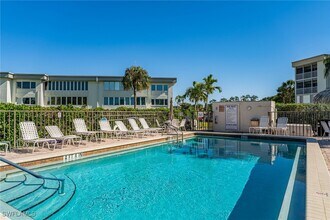 1747 Pebble Beach Dr in Ft. Myers, FL - Building Photo - Building Photo