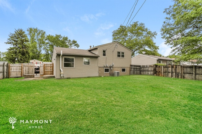 5039 Albany Dr in Columbus, OH - Building Photo - Building Photo