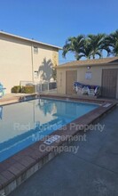 1304 Miramar St in Cape Coral, FL - Building Photo - Building Photo