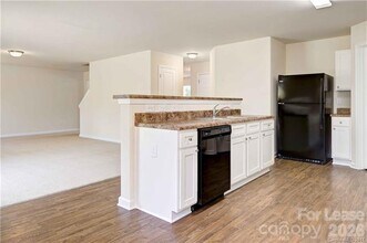 6736 Jerimoth Dr in Charlotte, NC - Building Photo - Building Photo