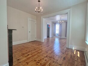 32 Starr St in New London, CT - Building Photo - Building Photo