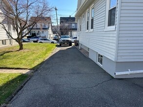 256 E 7th St in Clifton, NJ - Building Photo - Building Photo