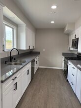 1216 W Avenue J12 in Lancaster, CA - Building Photo - Building Photo