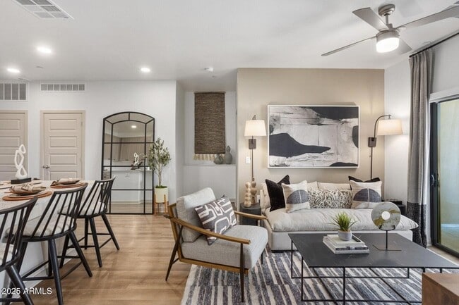 property at 1225 N Arizona Ave