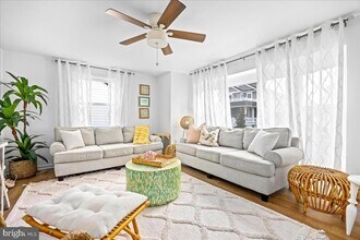 208 N Lancaster Ave in Margate City, NJ - Building Photo - Building Photo