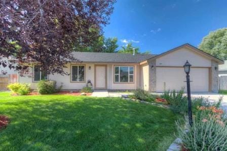 305 W Waterbury Dr