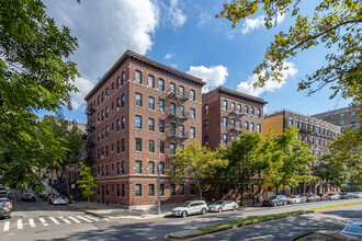 684 Riverside Drive in New York, NY - Building Photo - Building Photo