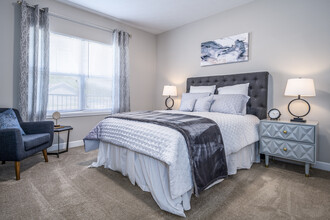 Arbors at Turnberry in Pickerington, OH - Foto de edificio - Building Photo