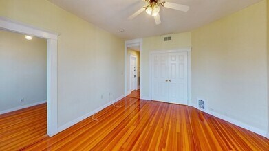 249 L St, Unit 3 in Boston, MA - Building Photo - Building Photo