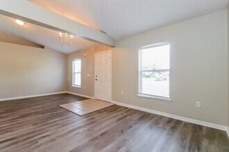 3830 Sleepy Hill Oaks Loop in Lakeland, FL - Building Photo - Building Photo