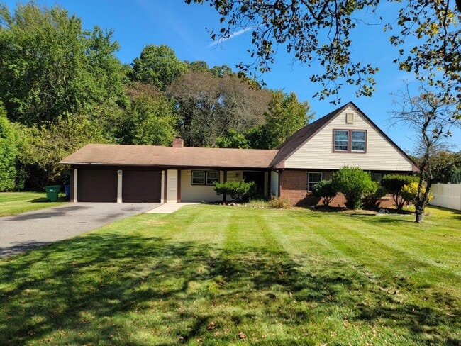 property at 12 Prests Mill Rd