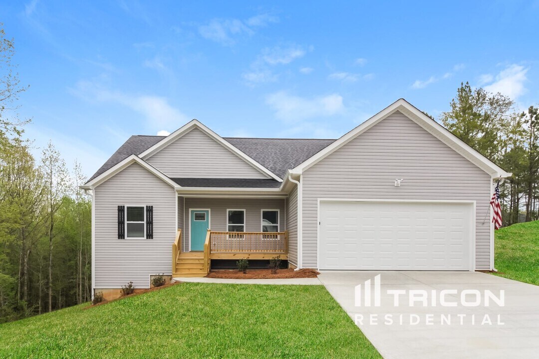 365 Kodiak Rd in Carrollton, GA - Building Photo