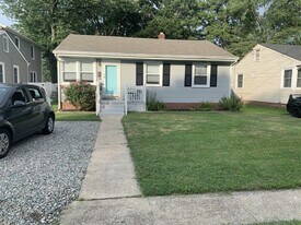 6903 Princess Rd in Richmond, VA - Building Photo