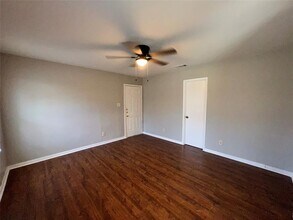 11444 Ptarmigan Dr in Austin, TX - Building Photo - Building Photo