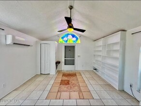 1104 Jacaranda Ave in Daytona Beach, FL - Building Photo - Building Photo